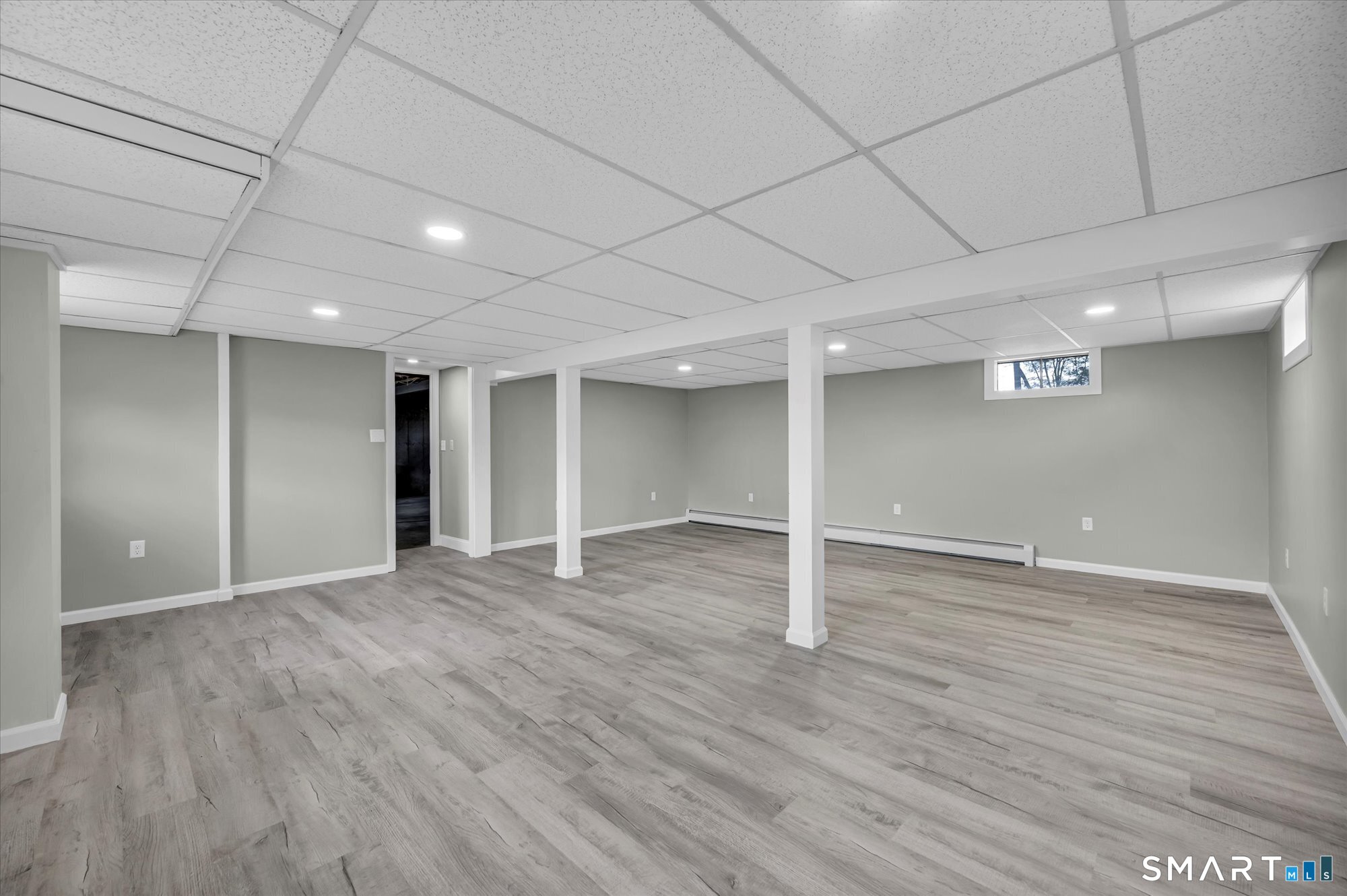 84 Raffia Road Enfield CT 06082