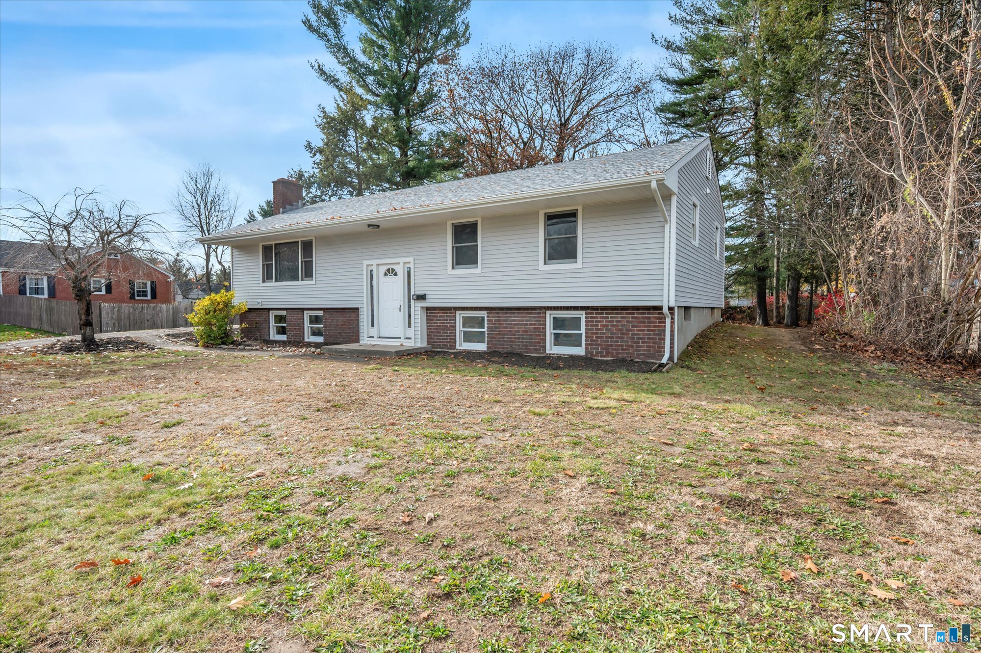 84 Raffia Road Enfield CT 06082