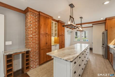 5 Broadview Street Bristol CT 06010