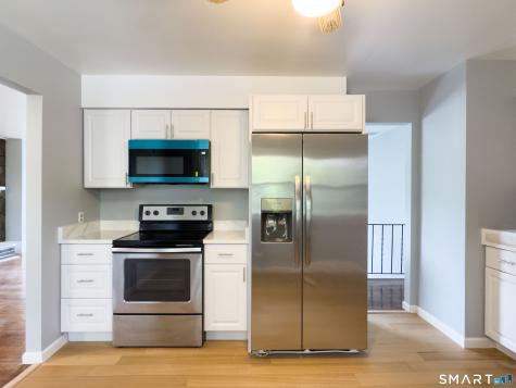 17 Fieldstone Road Waterbury CT 06704