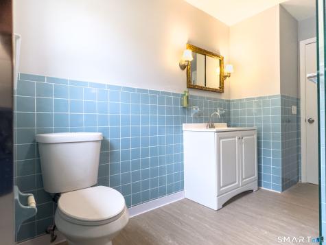 17 Fieldstone Road Waterbury CT 06704