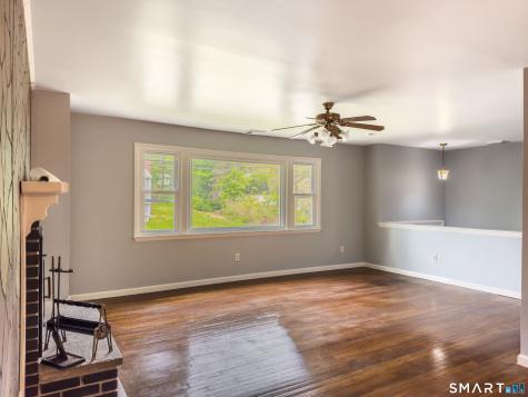 17 Fieldstone Road Waterbury CT 06704