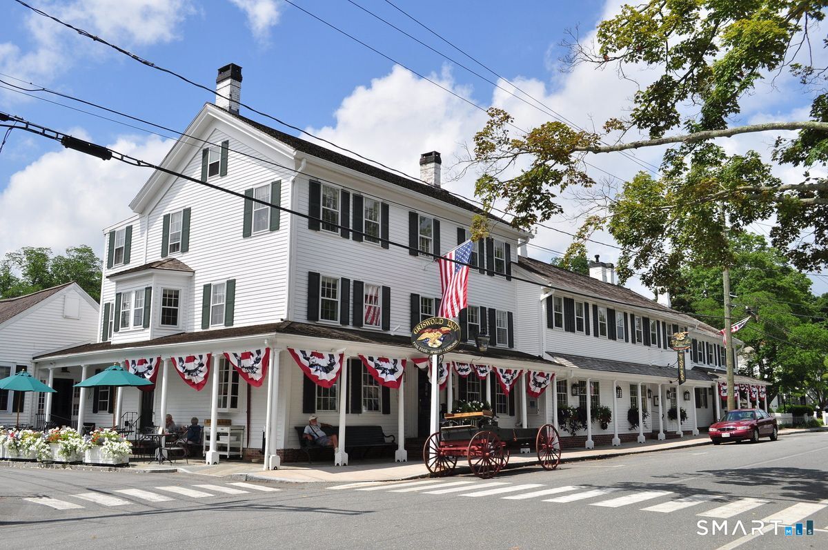 112 Main Street Essex CT 06409