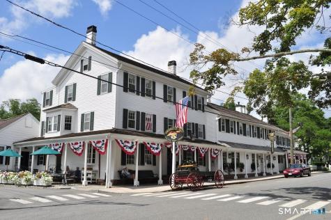 112 Main Street Essex CT 06409