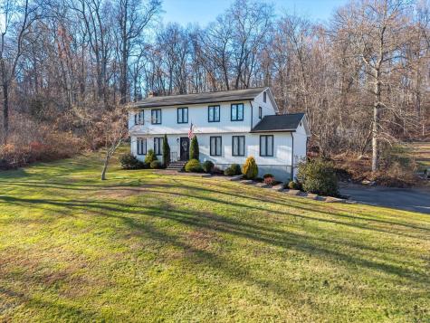 137 Greenwood Lane Monroe CT 06468