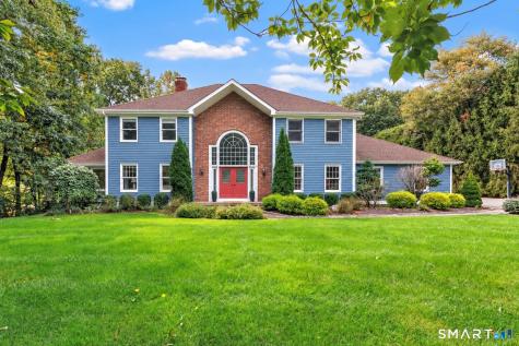 3 Crescent Lane Trumbull CT 06611