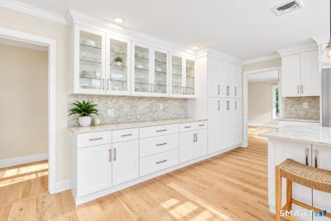 3 Crescent Lane Trumbull CT 06611