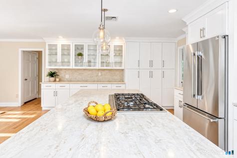 3 Crescent Lane Trumbull CT 06611