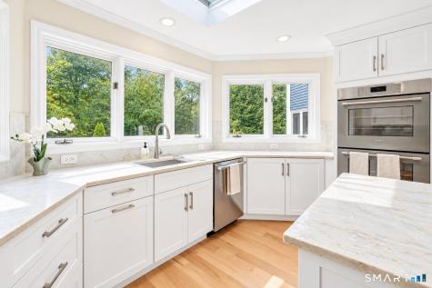 3 Crescent Lane Trumbull CT 06611