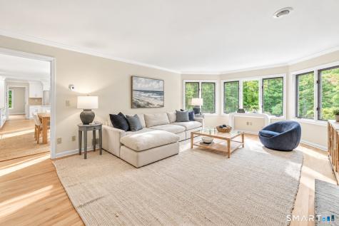 3 Crescent Lane Trumbull CT 06611