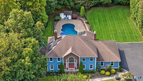 3 Crescent Lane Trumbull CT 06611