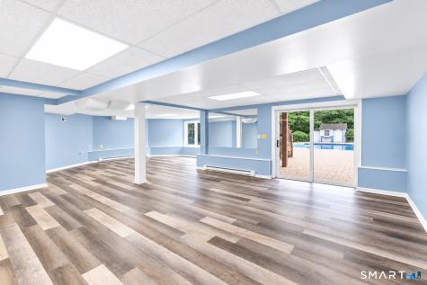 3 Crescent Lane Trumbull CT 06611