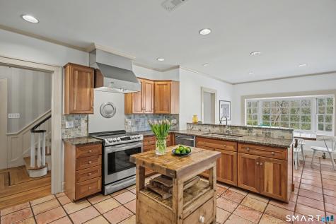 131 Paulney Road Cheshire CT 06410