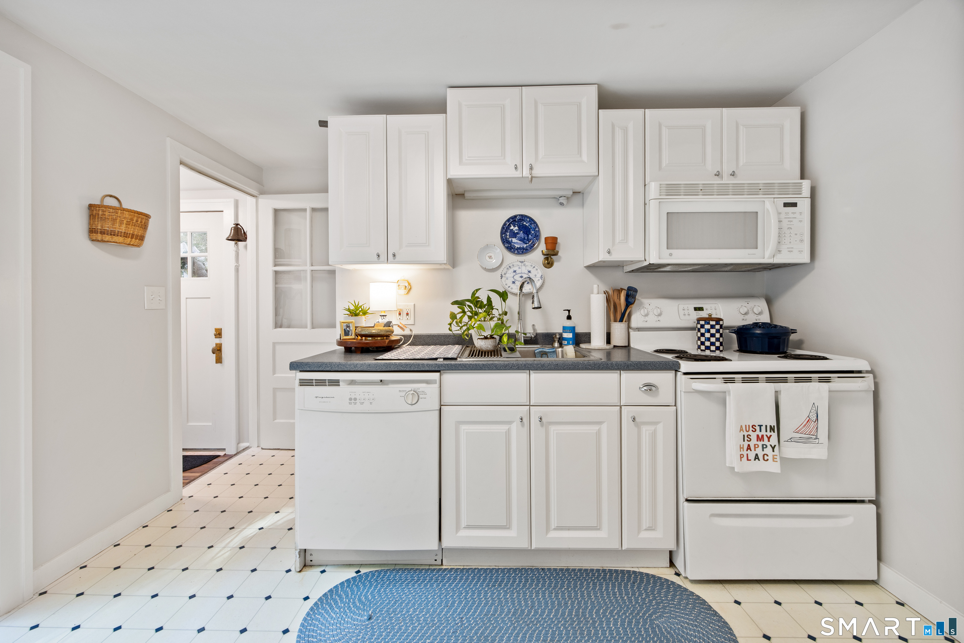 6 Bower Road Madison CT 06443