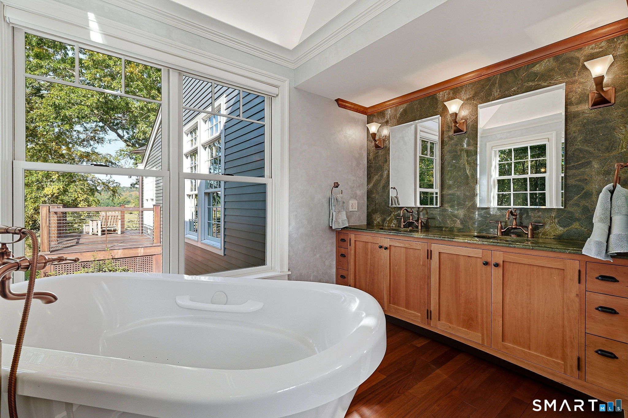 484 Joshuatown Road Lyme CT 06371