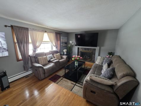 29 Eastgate Lane Enfield CT 06082