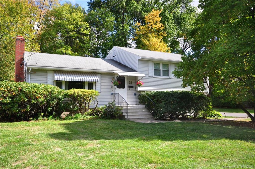 28 Lindy Lane West Hartford CT 06117