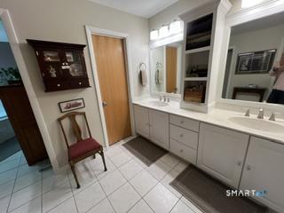 72 Pinnacle Road Ellington CT 06029