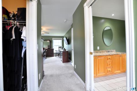 34 Chippenwood Lane Bristol CT 06010