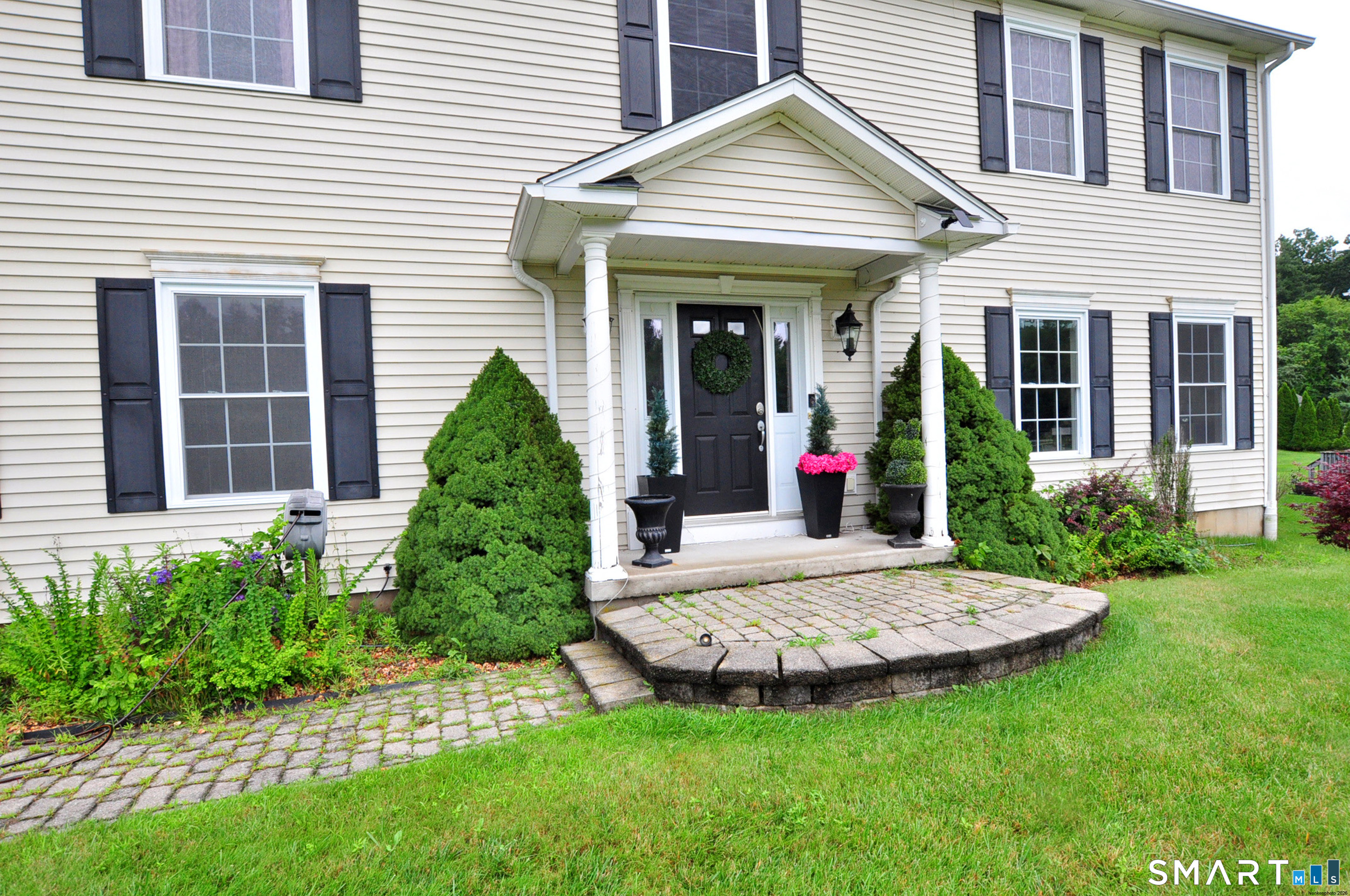 34 Chippenwood Lane Bristol CT 06010