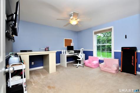 34 Chippenwood Lane Bristol CT 06010