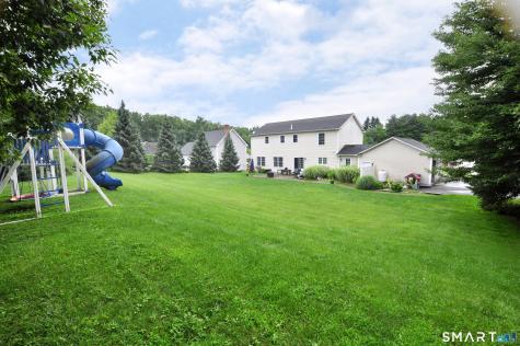 34 Chippenwood Lane Bristol CT 06010