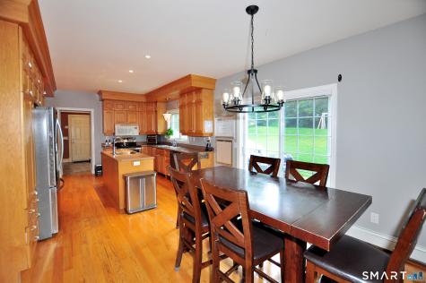 34 Chippenwood Lane Bristol CT 06010