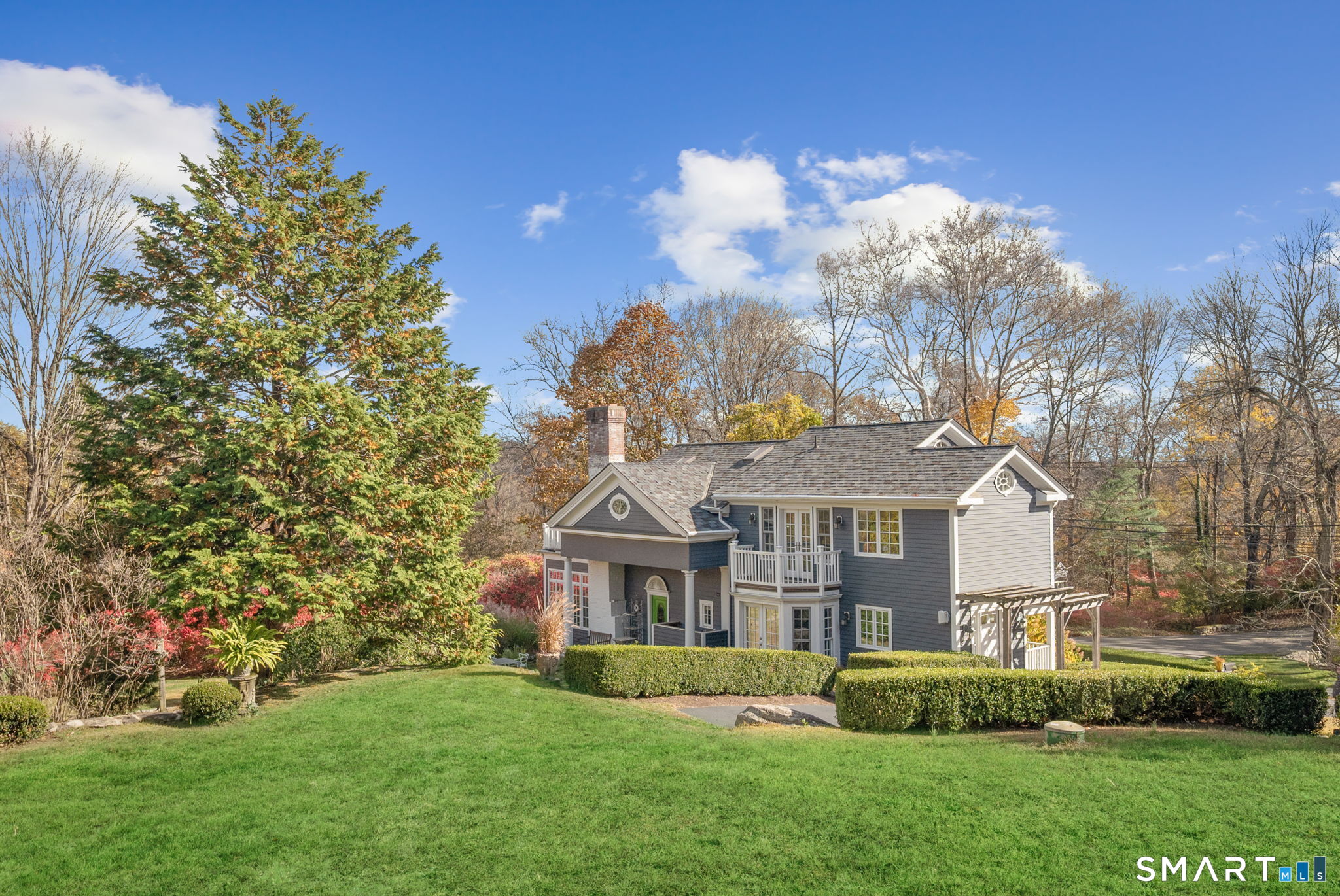 135 Comstock Hill Road New Canaan CT 06840