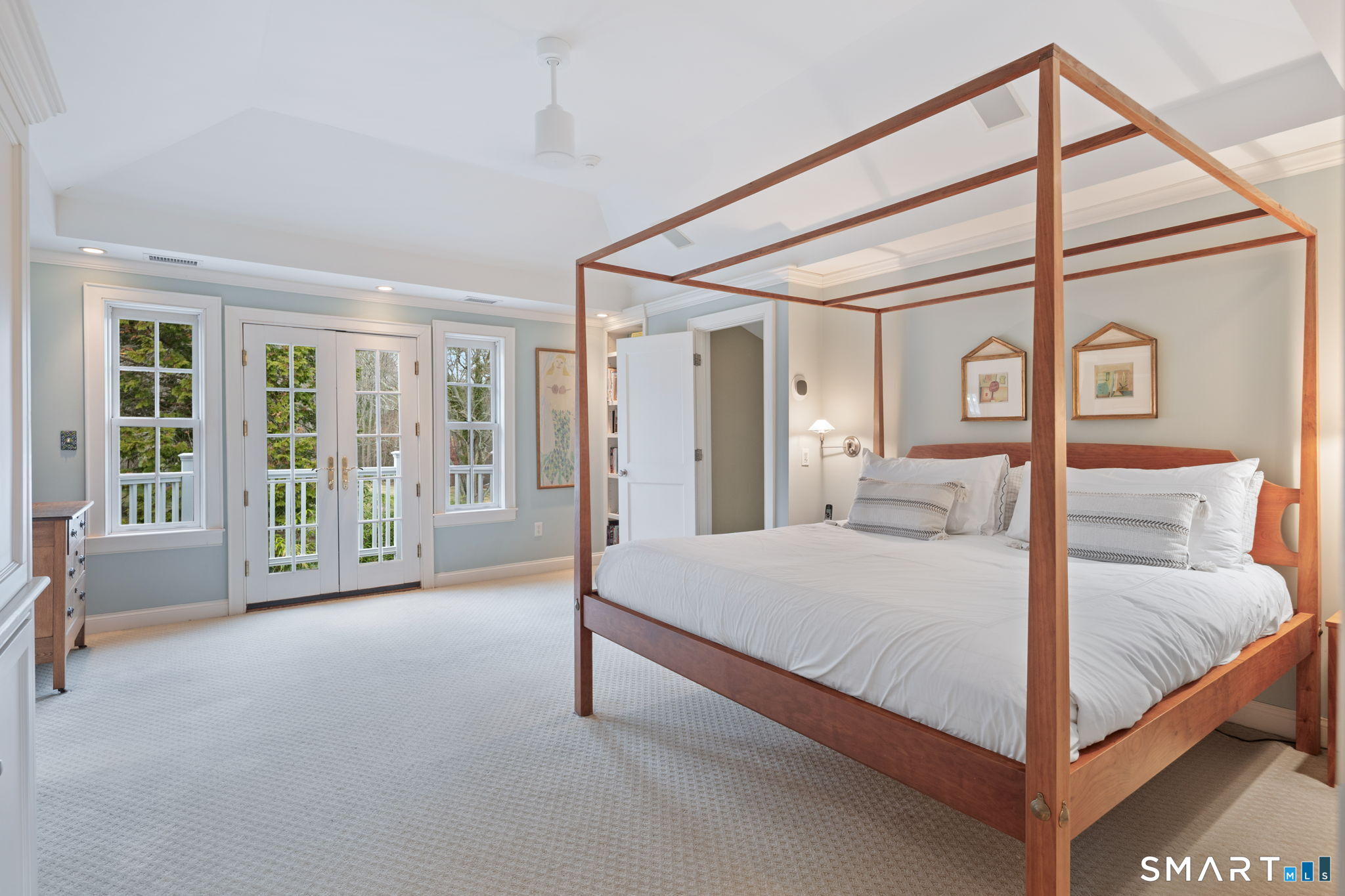 135 Comstock Hill Road New Canaan CT 06840