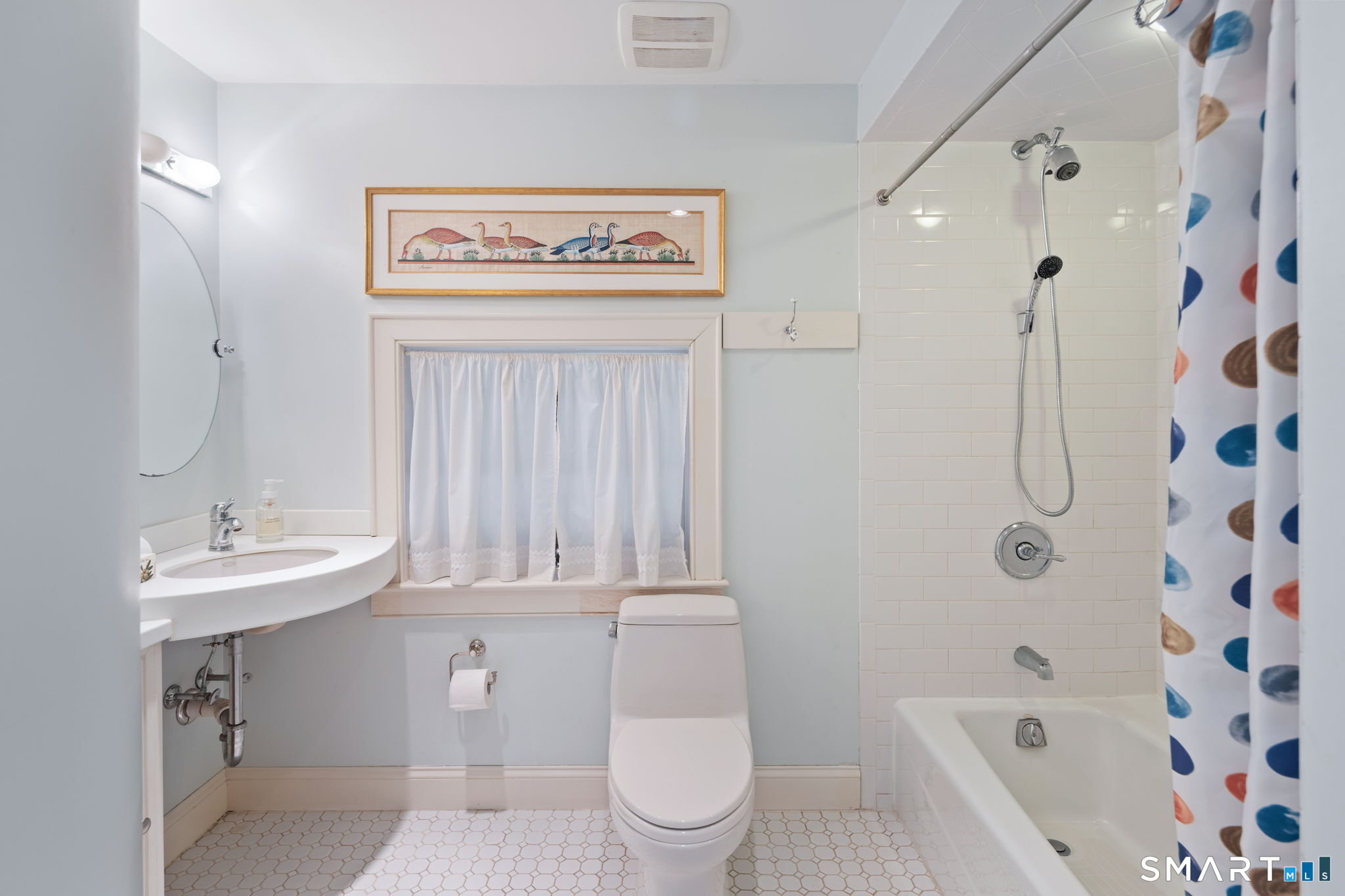 135 Comstock Hill Road New Canaan CT 06840