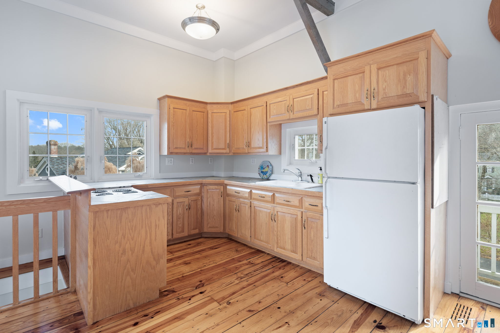 135 Comstock Hill Road New Canaan CT 06840