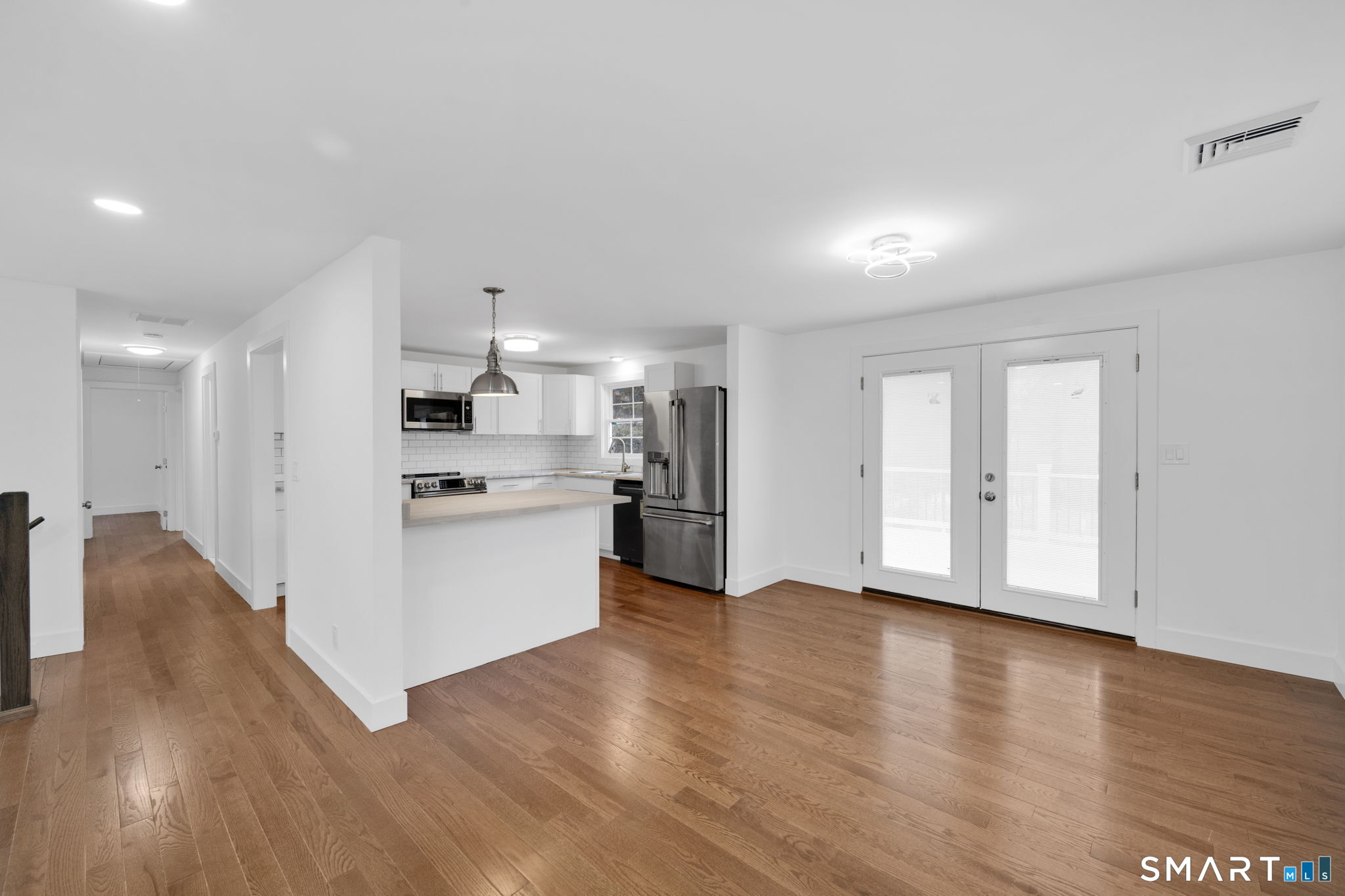 751 West Avon Road Avon CT 06001