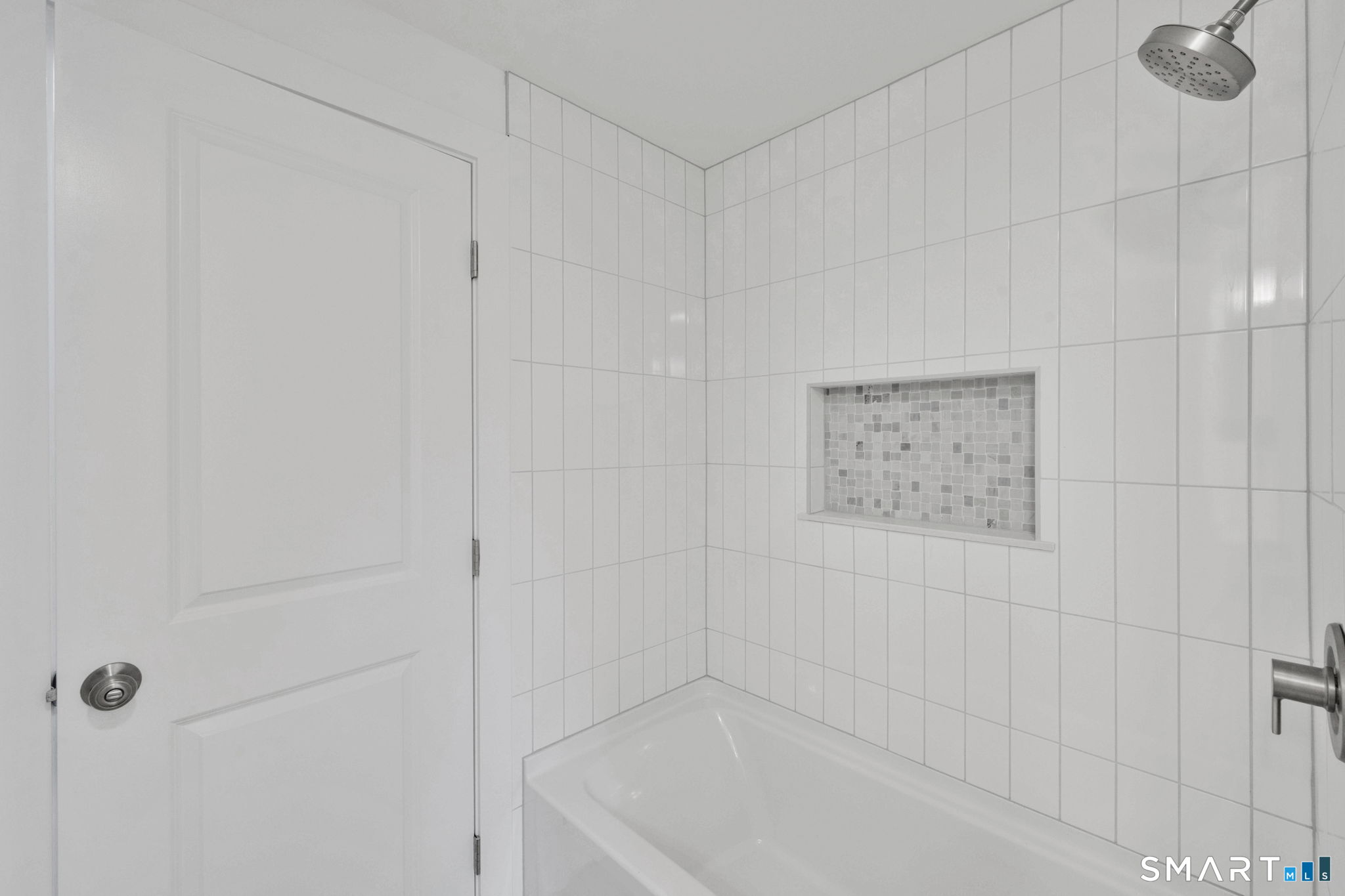 751 West Avon Road Avon CT 06001