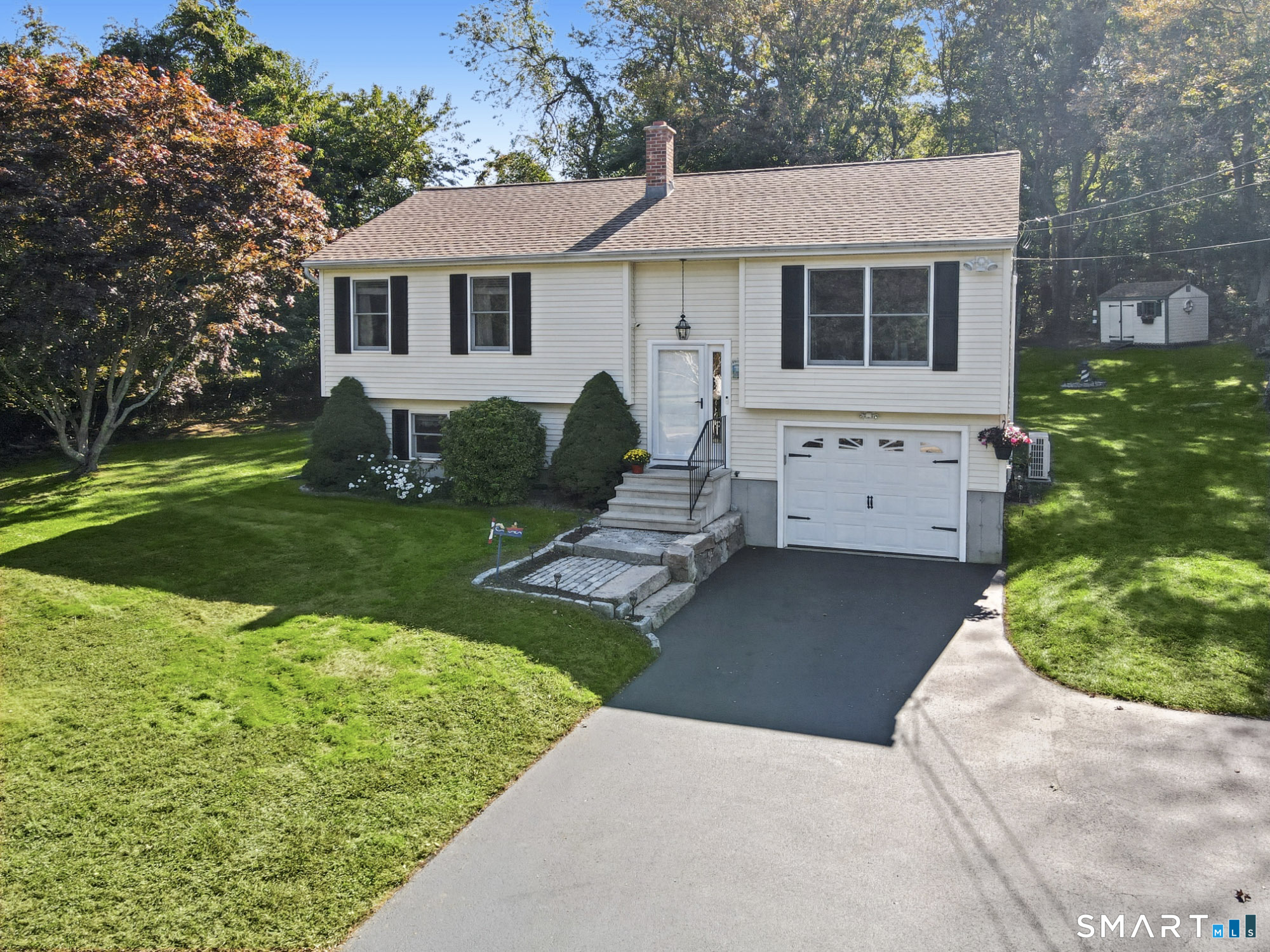 75 Mary Hall Road Stonington CT 06379