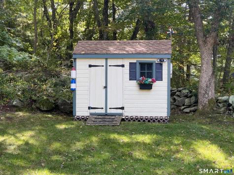 75 Mary Hall Road Stonington CT 06379