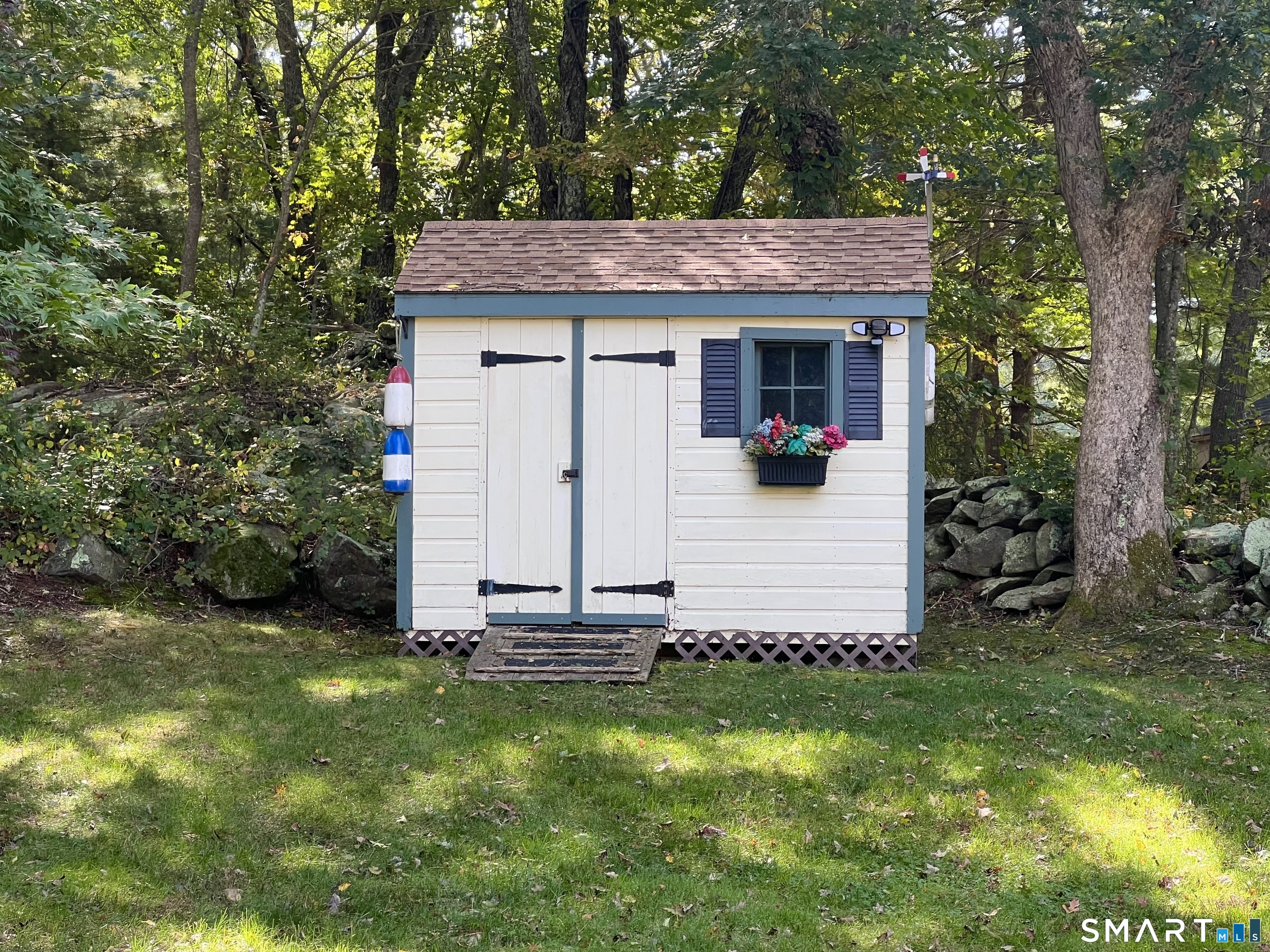 75 Mary Hall Road Stonington CT 06379