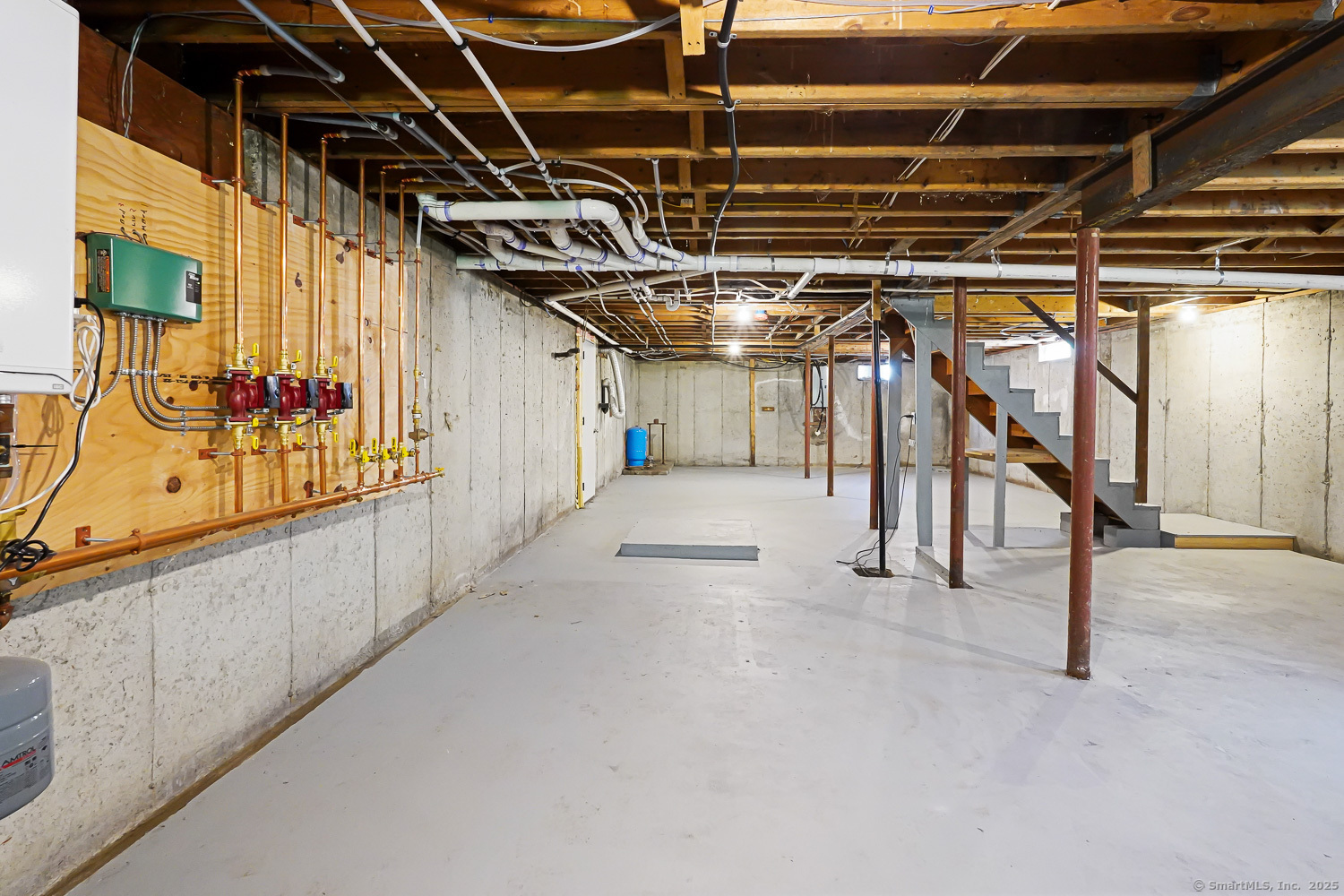 815 Mashamoquet Road Pomfret CT 06259