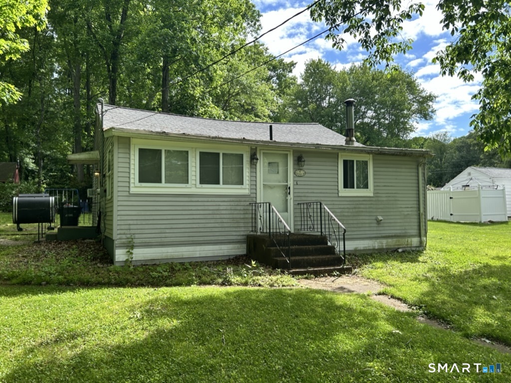 87 Edgemere Road Coventry CT 06238