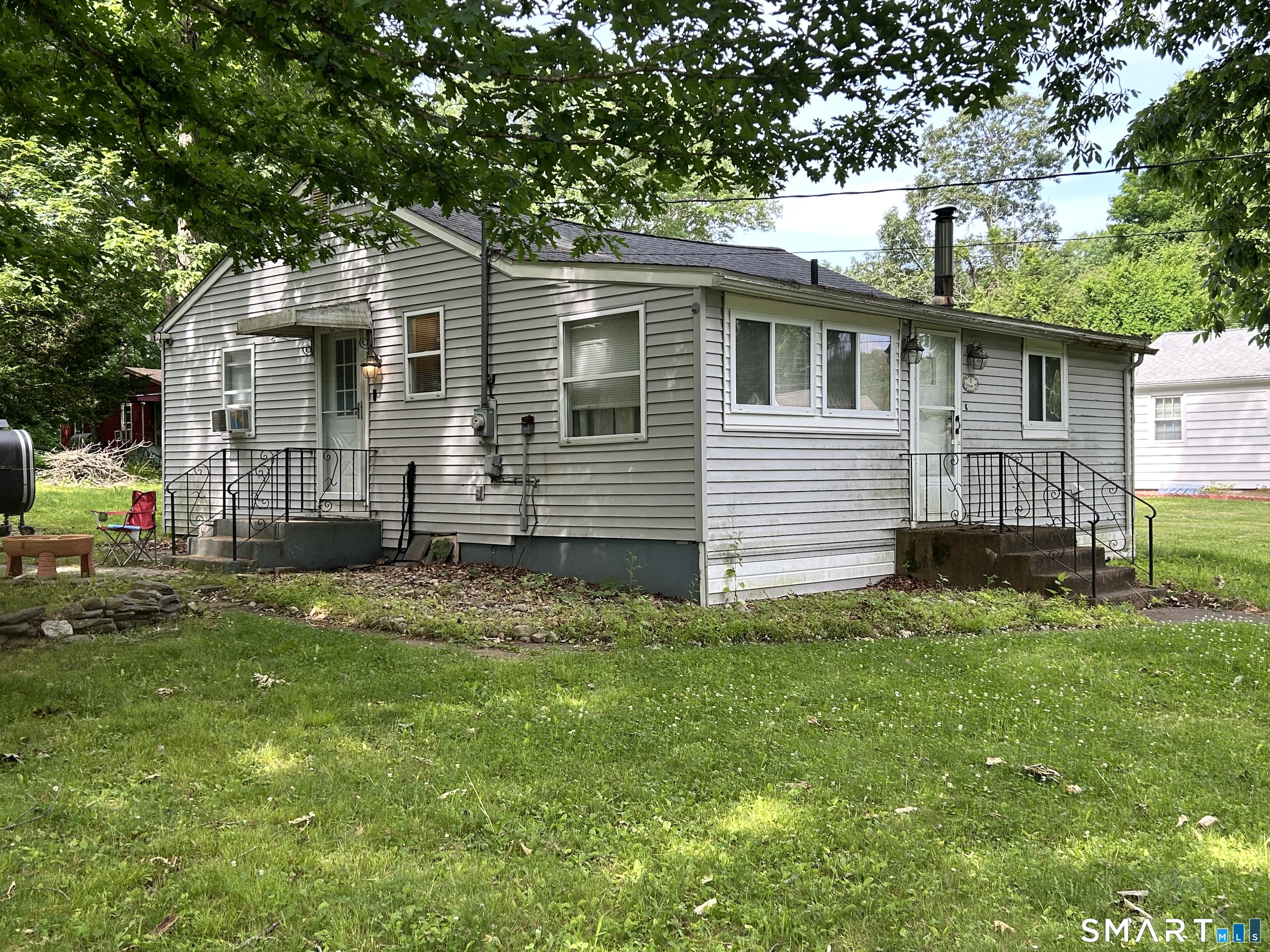 Coventry CT, 87 Edgemere Road