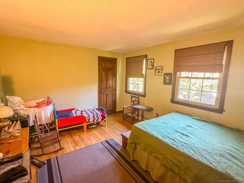 11 Village Lane Burlington CT 06013