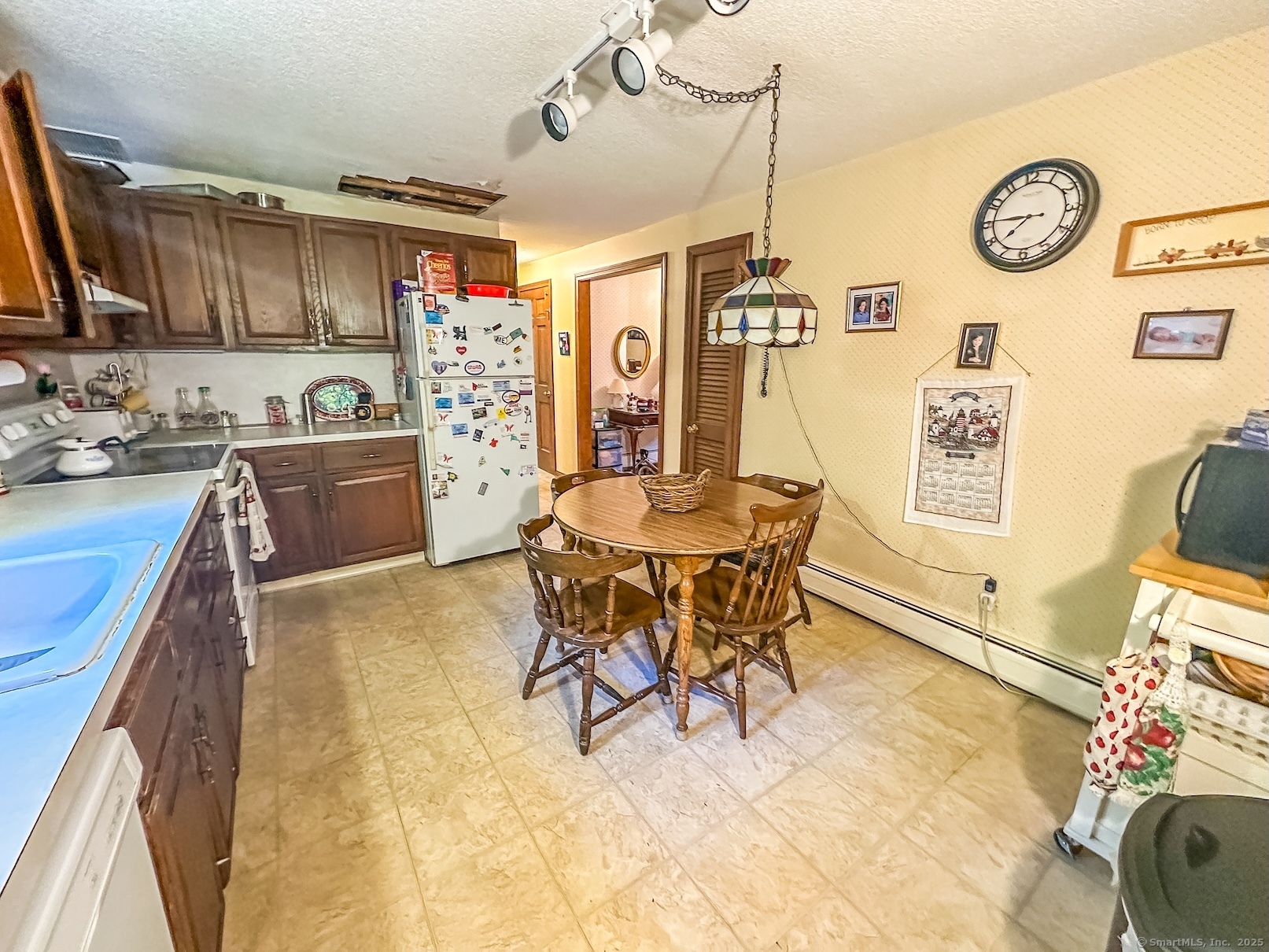 11 Village Lane Burlington CT 06013