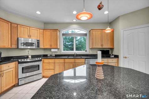 193 Scarborough Lane Middletown CT 06457
