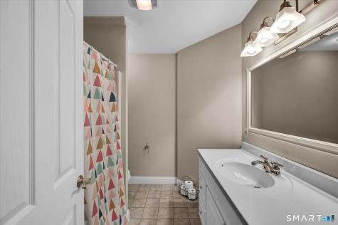 193 Scarborough Lane Middletown CT 06457