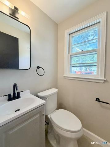 1 Long Hill Terrace New Haven CT 06515