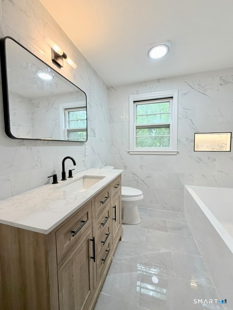 1 Long Hill Terrace New Haven CT 06515