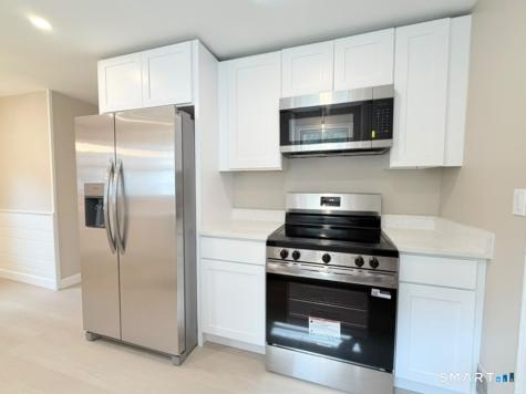 1 Long Hill Terrace New Haven CT 06515