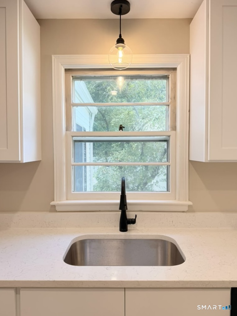 1 Long Hill Terrace New Haven CT 06515