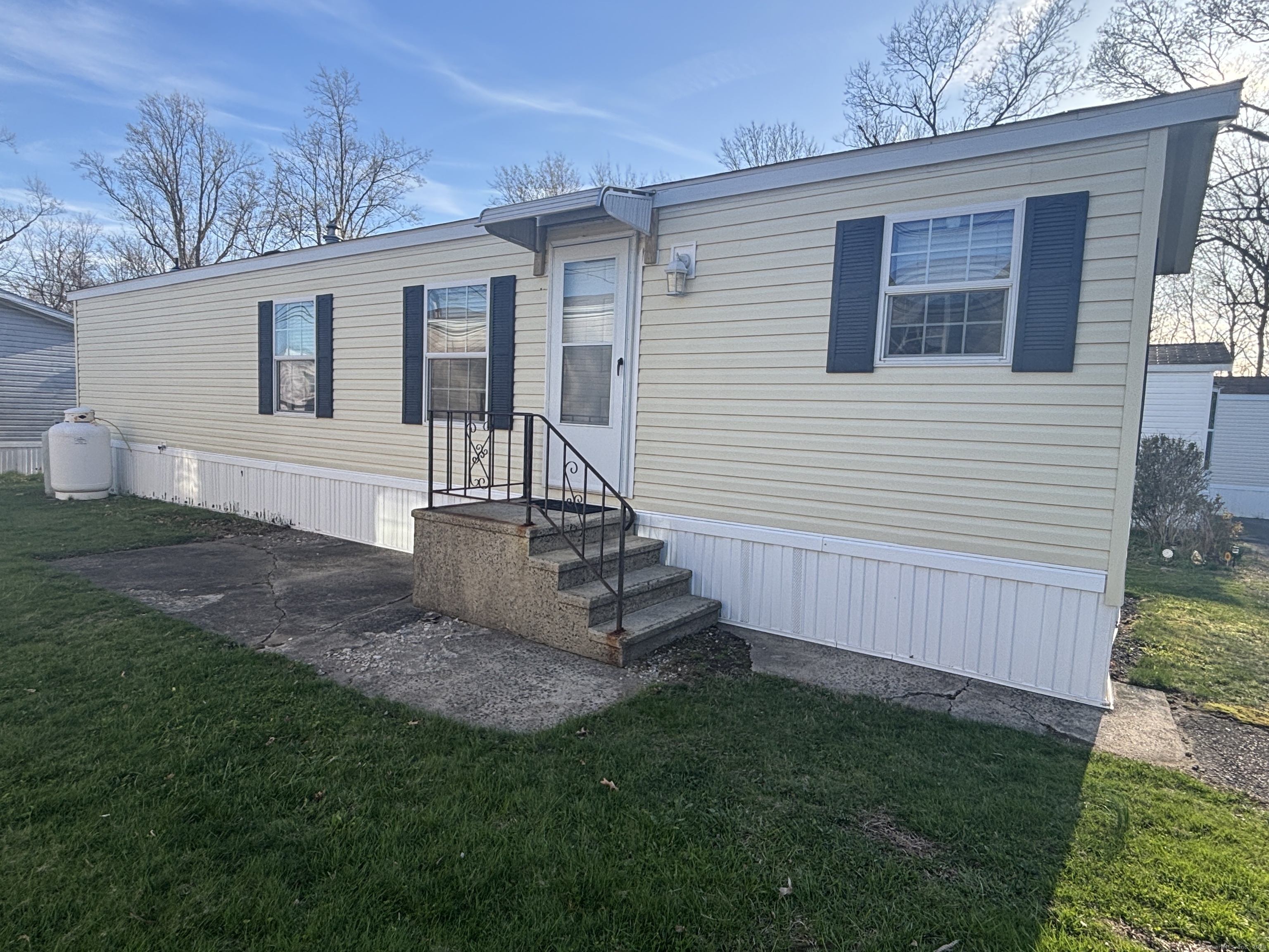 19 Leetes Island Road Branford CT 06405