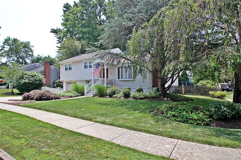 34 Windsor Place Fairfield CT 06824