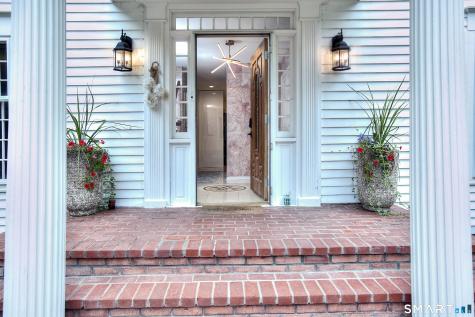 220 Stonewall Lane Fairfield CT 06824
